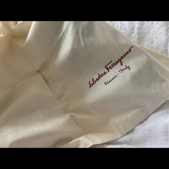 NEVER WORN - Salvatore Ferragamo suede Garcia - Picture 5 of 11